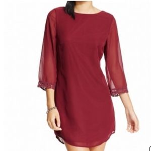 SPEECHLESS embroidery detail dress. Medium